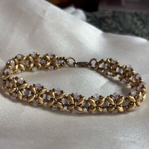 Hand Crafted Amethyst Floral Bracelet Gold tone and brass bead accents 7.5in